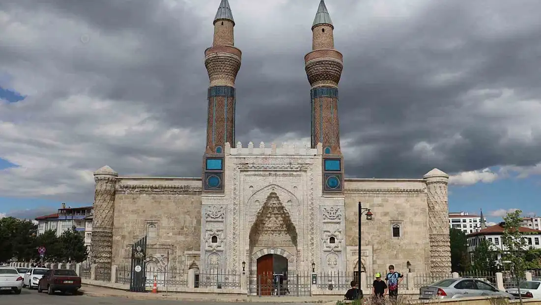 752 yıllı mirasa hafta sonu yoğun ilgi