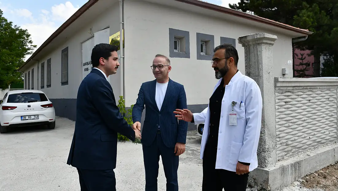 Akkışla Kaymakamı Günday'dan İlçe Devlet Hastanesi'ne ziyaret...