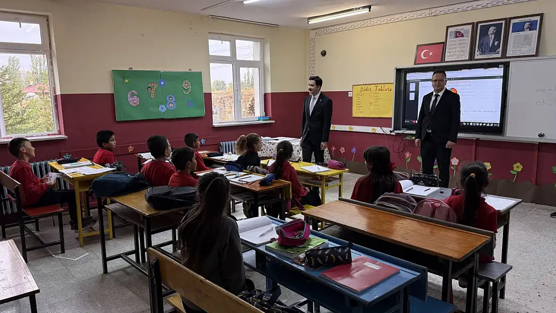 Akkışla Kaymakamı Günday'dan okul ziyareti...