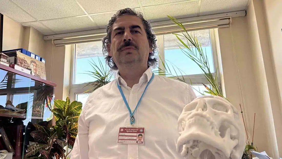 Beyin tümörü ameliyatında alnı çökmüştü: 3 boyutlu implantla düzeltildi