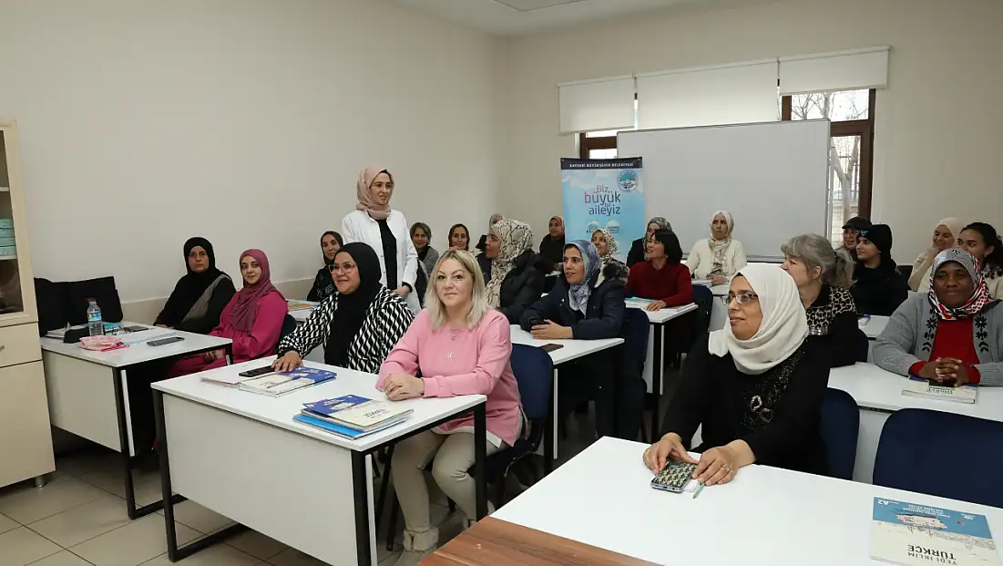 Büyükşehir'den Türk diline güçlü katkı!