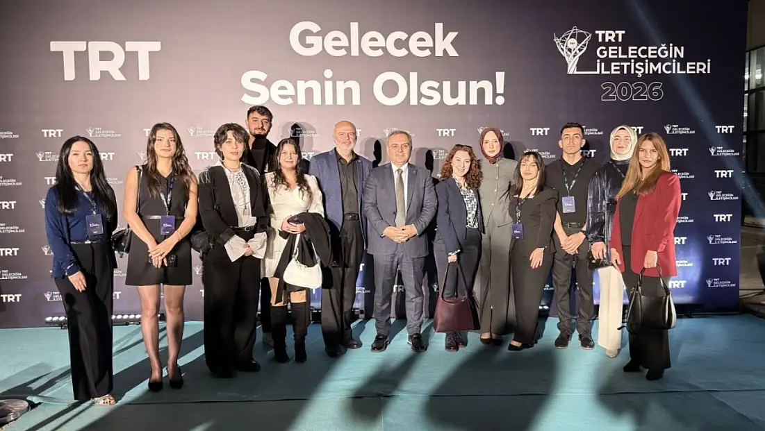 ERÜ İletişim Fakültesi öğrencileri TRT’den ödüllerle döndü!
