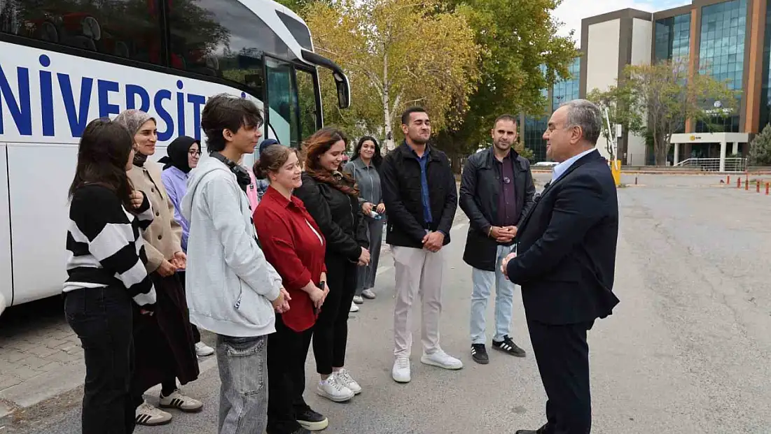 ERÜ’lü Öğrenciler Kayseri’nin Tarihi ve Kültürel Mirasını Keşfetti