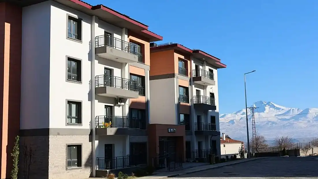 Felahiye'de 5 iş yeri açık artırmaya çıkıyor