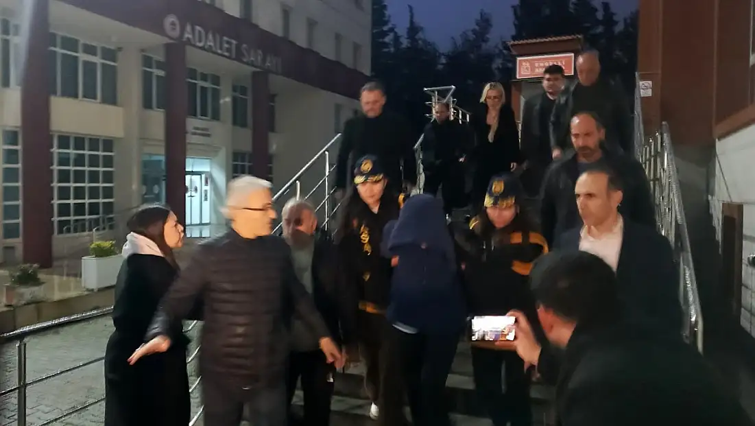 Türkiye’yi sarsan Güllü soruşturması: 'Dizlerinden tutup itti'