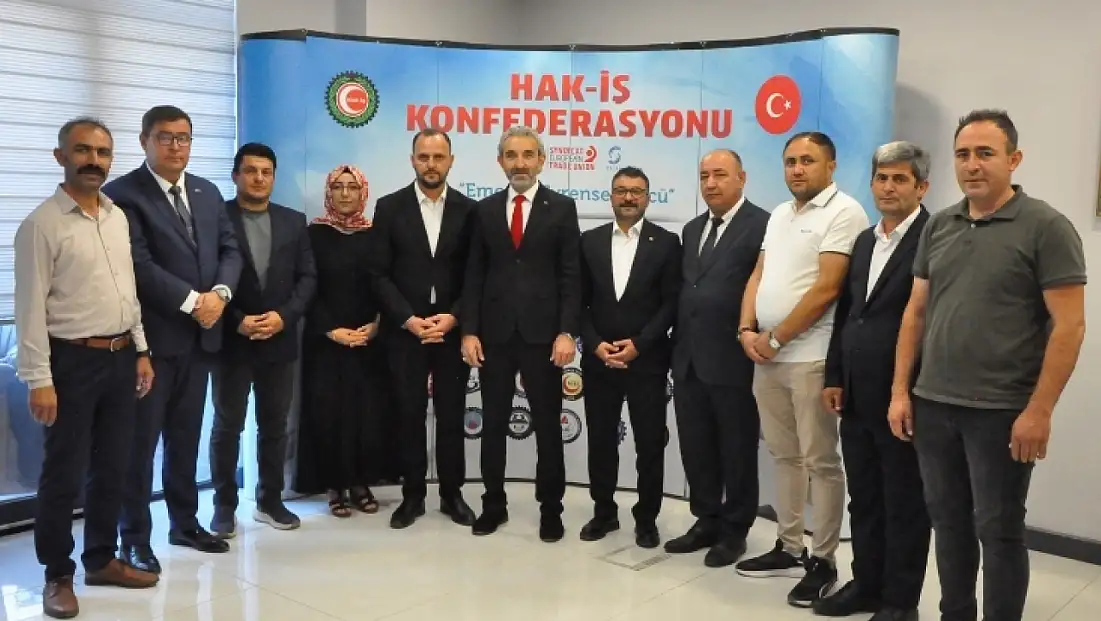 HAK-İŞ Kayseri'den 15 Temmuz mesajı