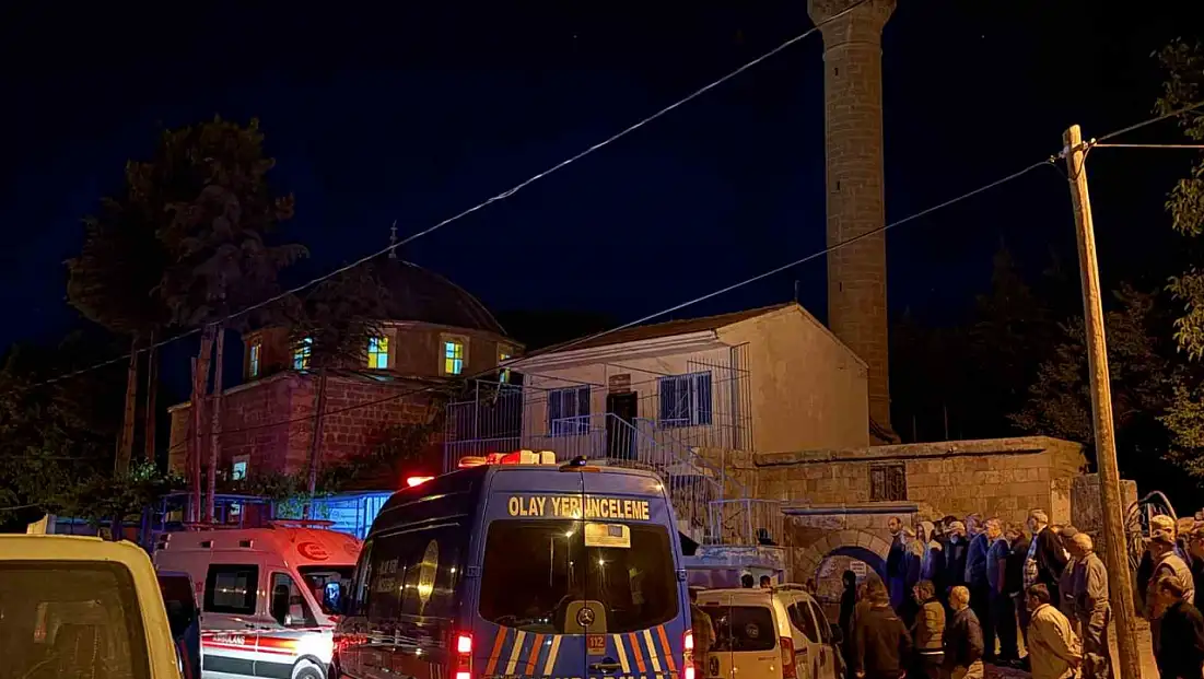 Kayseri'de cami cemaatine bıçaklı saldırı gerçekleşti: 2 kişi yaşamını yitirdi!
