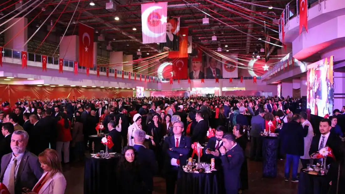 Kayseri'de coşku dolu Cumhuriyet Resepsiyonu!