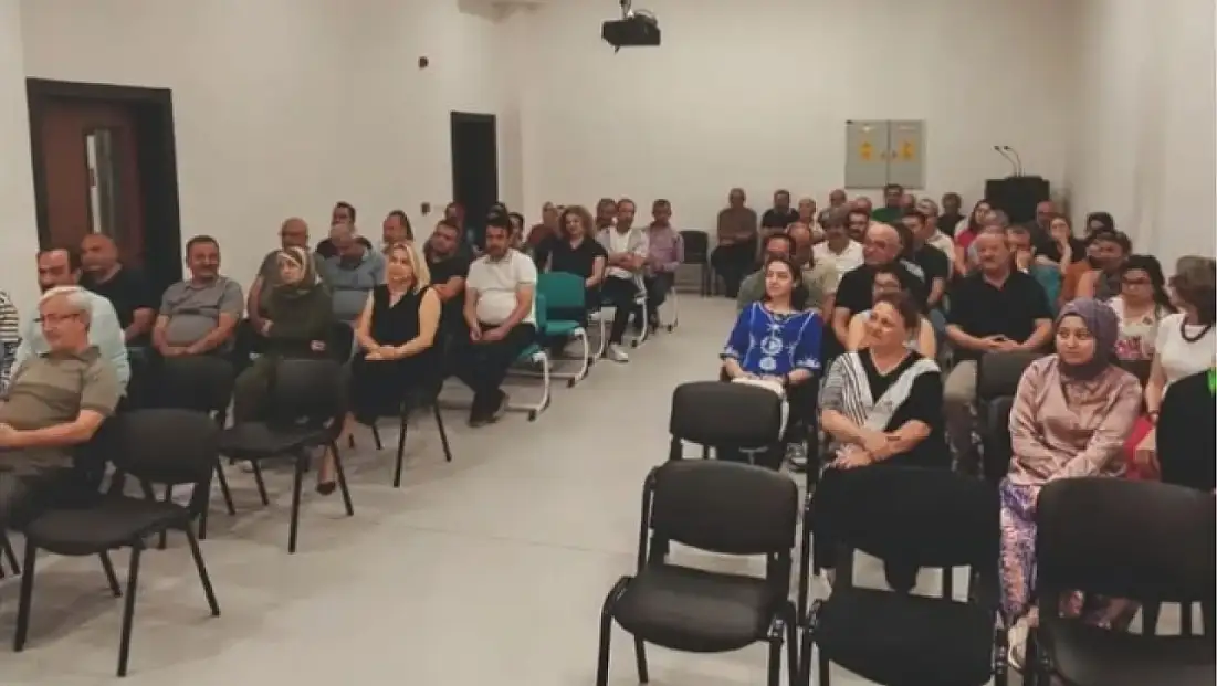 Kayseri'de değerlendirme atağı: İlçe Milli Eğitim Müdürü kurum personeli ile bir araya geldi!