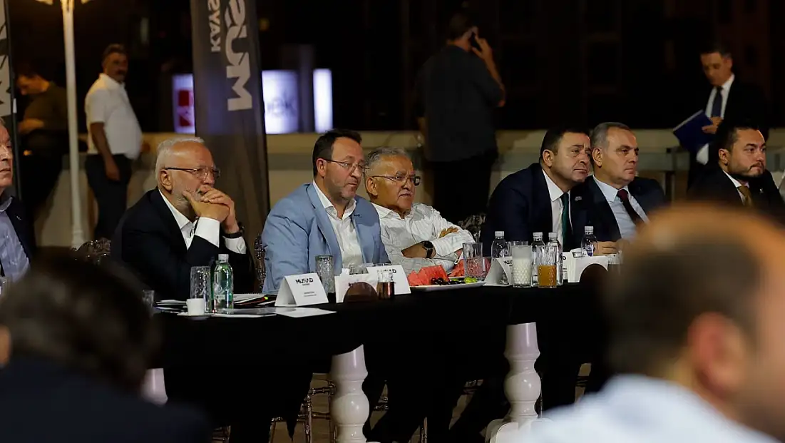 Kayseri’de ekonomi zirvesi! Başkan Büyükkılıç sanayicilerle ne konuştu?