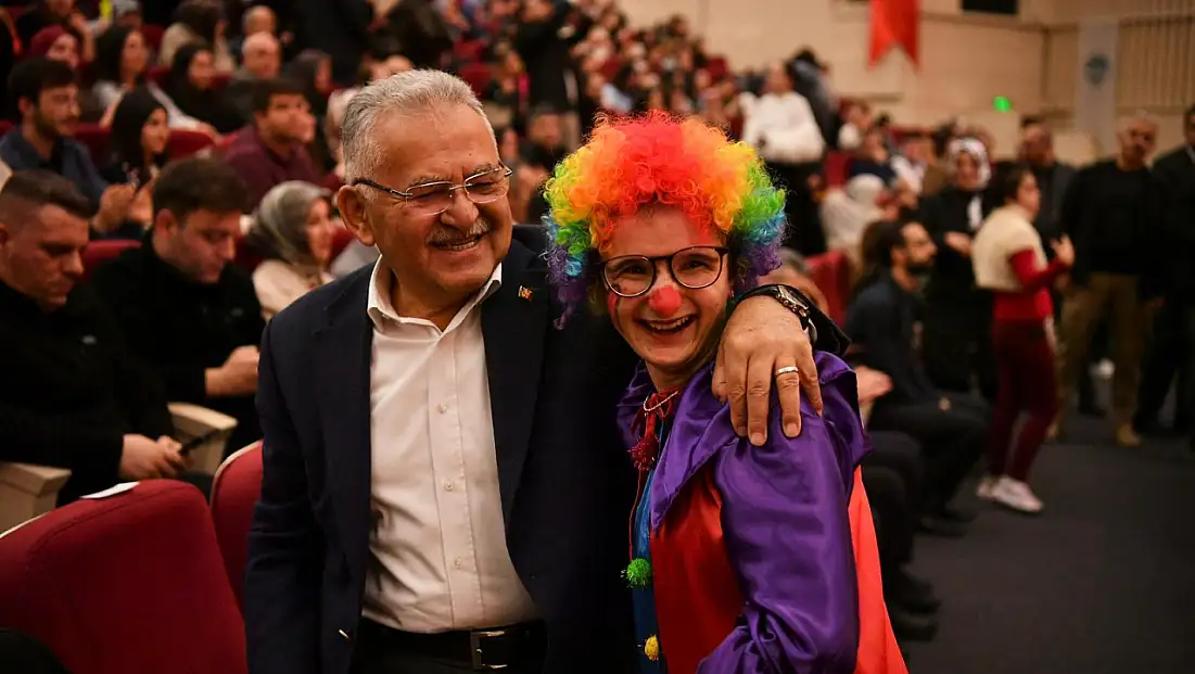 Kayseri’de engelsiz dayanışma buluşması! Başkan Büyükkılıç ve Vali Çiçek’ten yürekleri ısıtan kareler