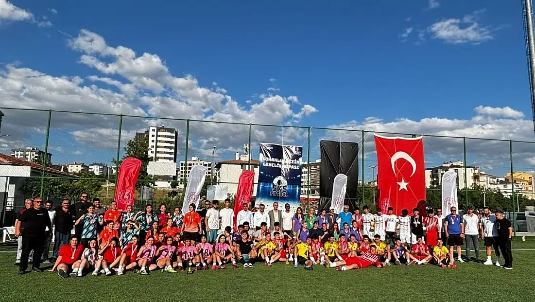 Kayseri’de genç sporcular bölge finali için mücadele etti