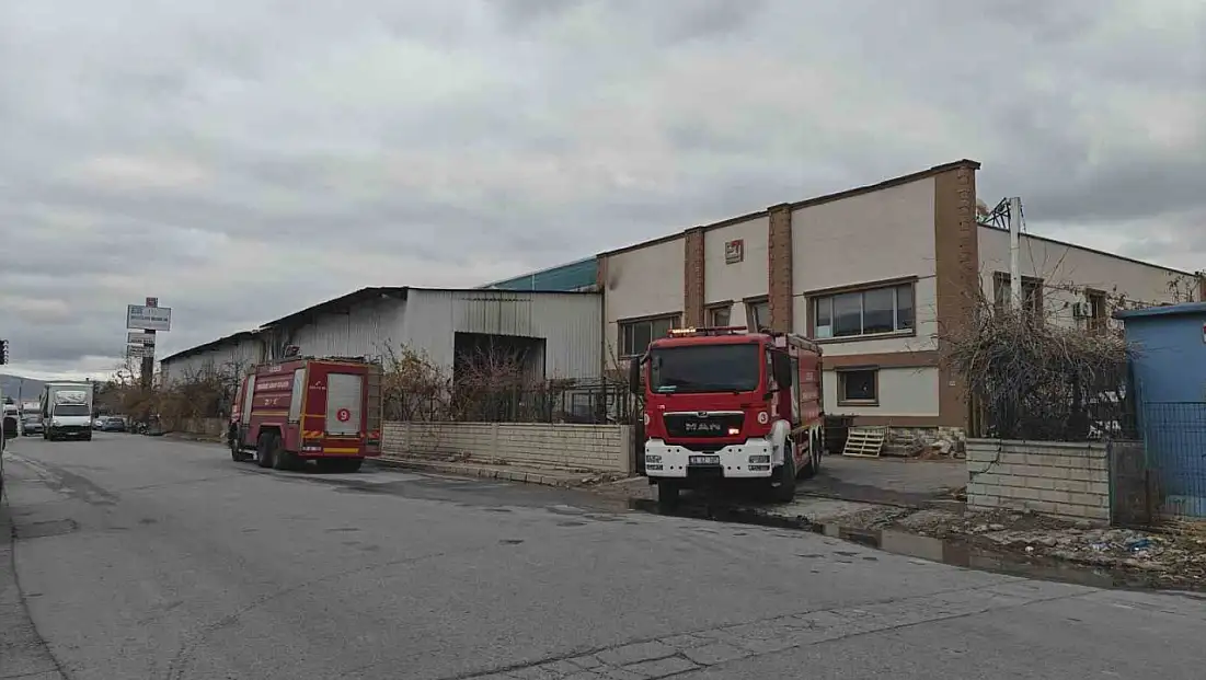 Kayseri OSB’de mobilya fabrikasında korkutan yangın