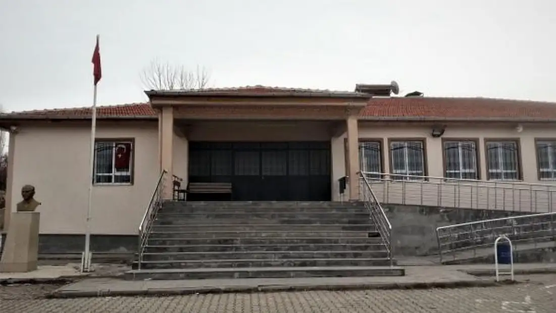 Kayseri'de öğrencileri ilgilendiren karar! 8 mahallede okul değişti