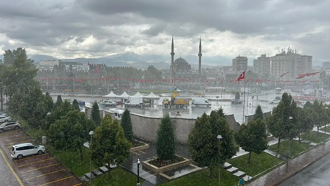 Kayseri'de sağanak yağış etkili oluyor: Ne zamana kadar sürecek?
