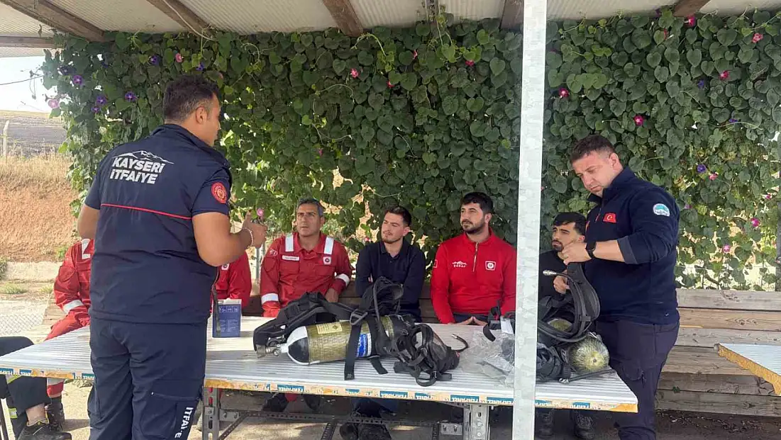 Kayseri İtfaiyesi’nden acil durumlara karşı mücadele eğitimi