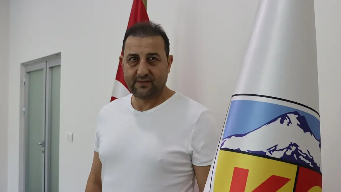 Kayserispor Sportif Direktörü İçgül: Bir gün sevinme, bir gün üzülme hakkımız var