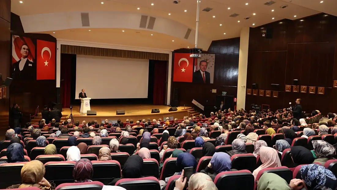 Prof. Dr. Görmez'den ERÜ'de dikkat çeken konferans!