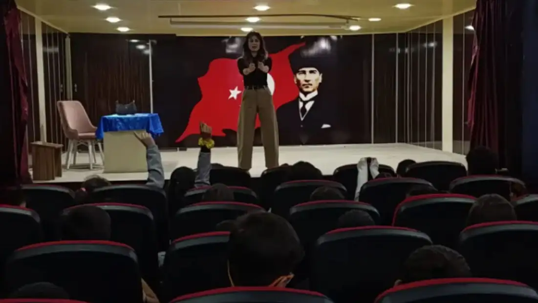 Sarız’da öğrencilere bağımlılıkla mücadele eğitimi verildi!