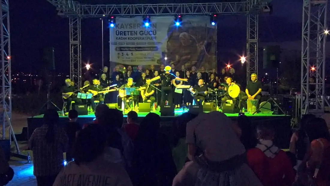Talas'ta kulakların pasını silen gece...