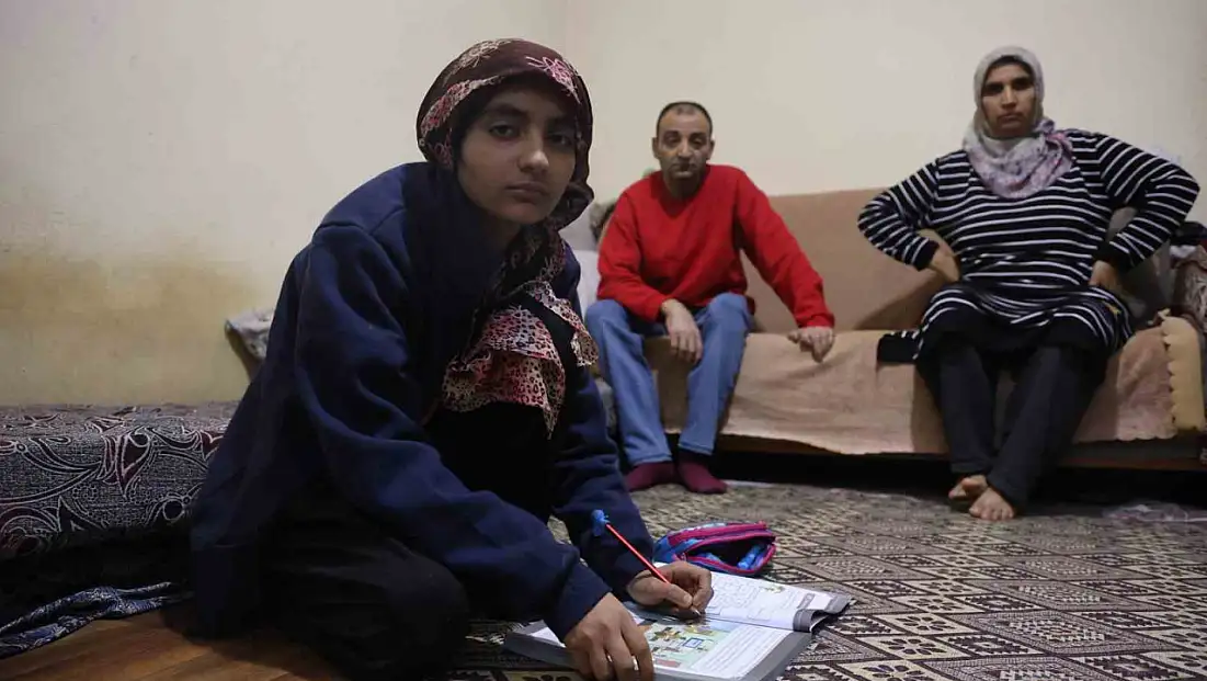 Tek odalı evde hayat mücadelesi!