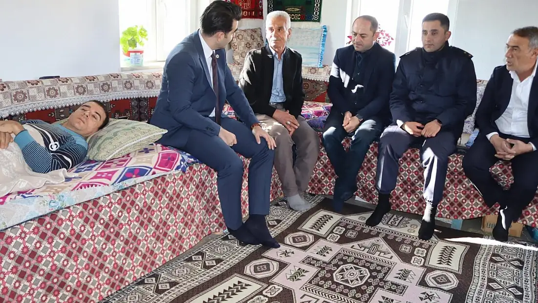 Tomarza Kaymakamı Eser Engeller Günü'ne özel ziyaretlerde bulundu