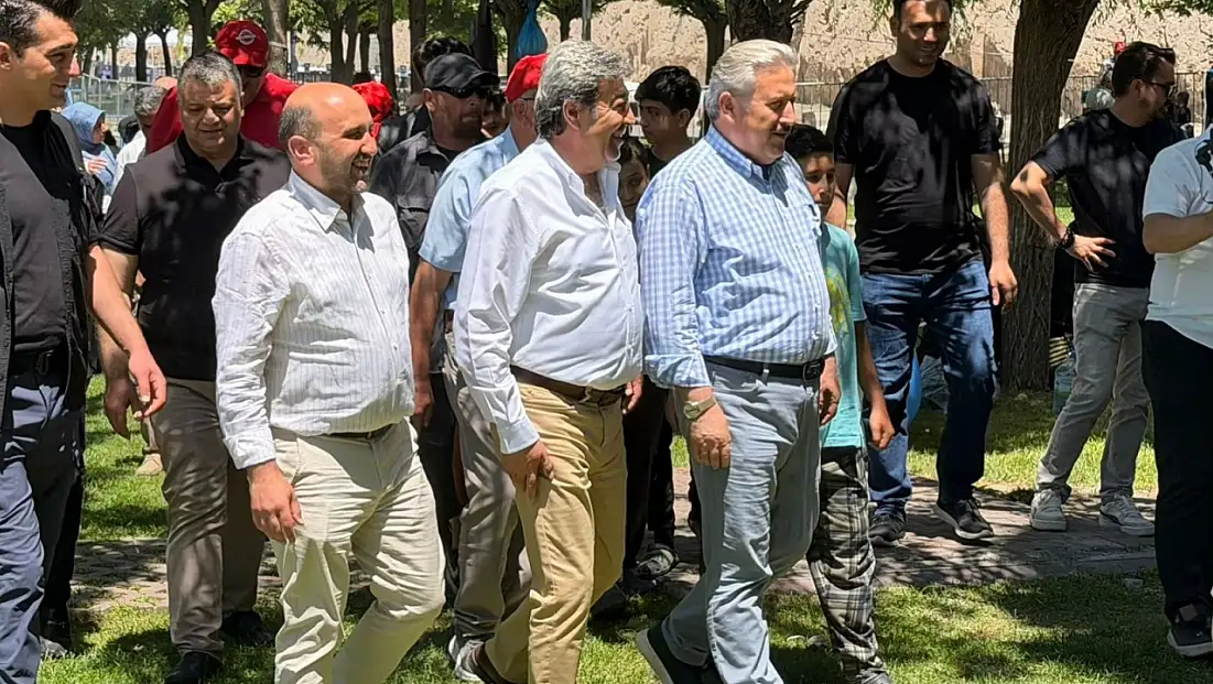 Vatandaş anlattı, Ataş not aldı! Melikgazi’de çözüm buluşması