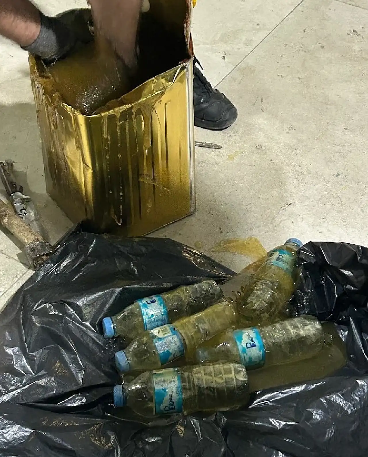 Kayseri'de 10 kilo sıvı uyuşturucu ele geçirildi