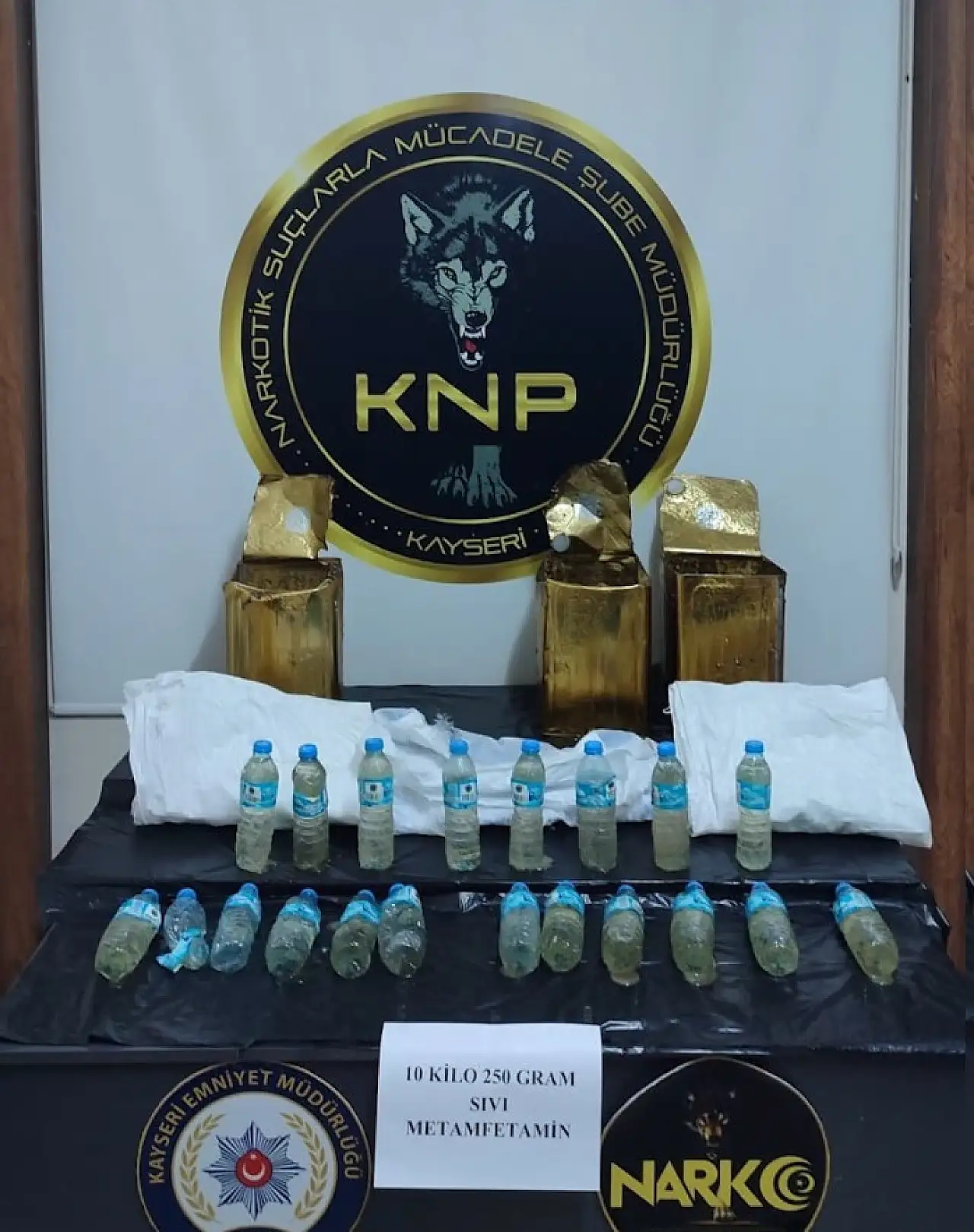 Kayseri'de 10 kilo sıvı uyuşturucu ele geçirildi