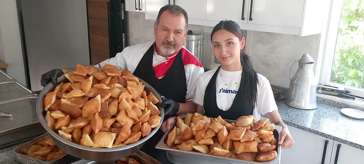 Develi'de 300 kişilik sofra kuruldu! O lezzet için çevre köylerden geldiler