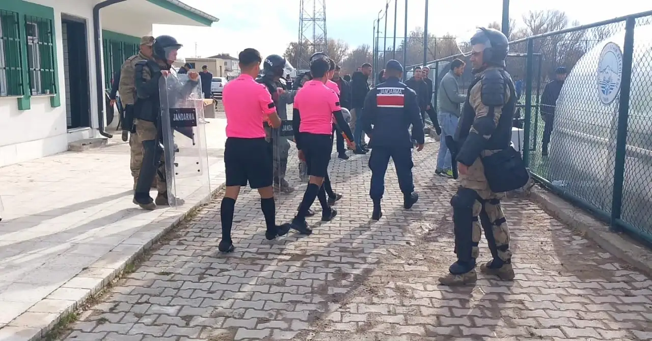 Develi'de nefes kesen maç! Tribünler doldu, son dakika heyecanı damga vurdu