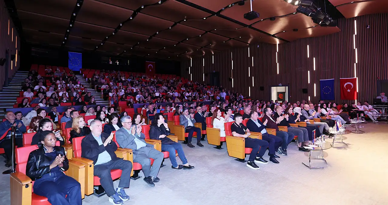 Sanatın birleştirici gücü Kayseri Ticaret Odası'nda temsil edildi