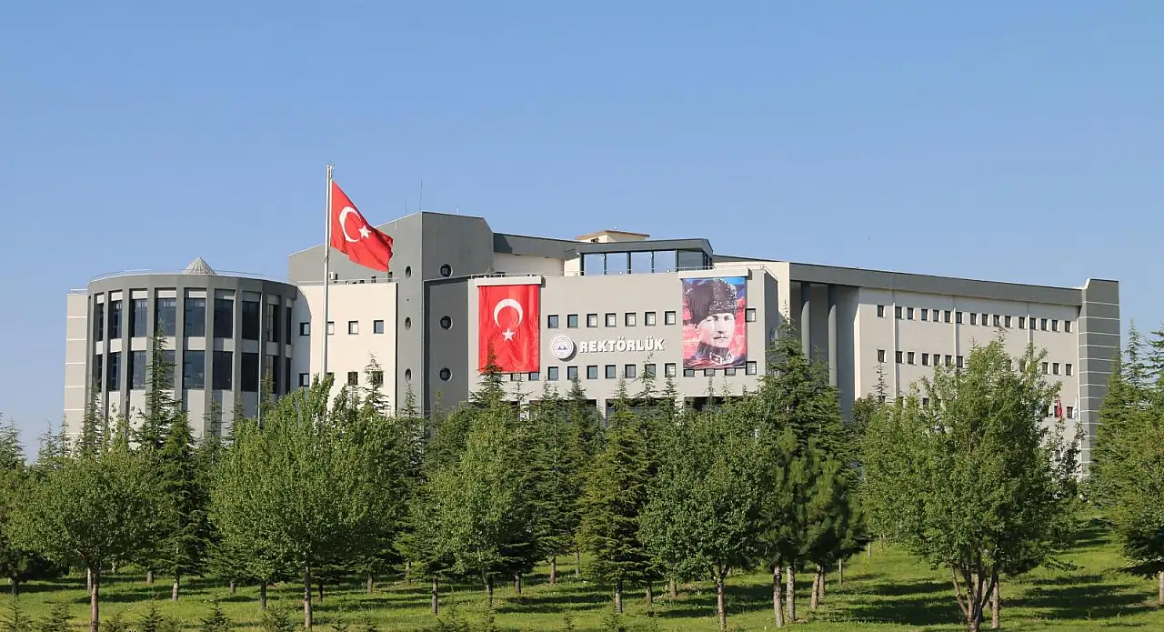 Profesör, Doçent, Doktor Öğretim Üyesi… Erciyes Üniversitesi 90 akademisyen alımı yapacak!