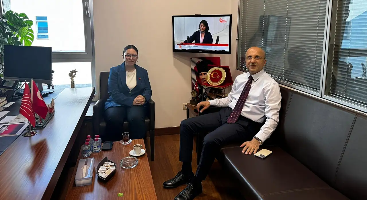 Siyasetin kalbi Ankara'da attı: Kayseri heyeti Özgür Özel'le ne konuştu?