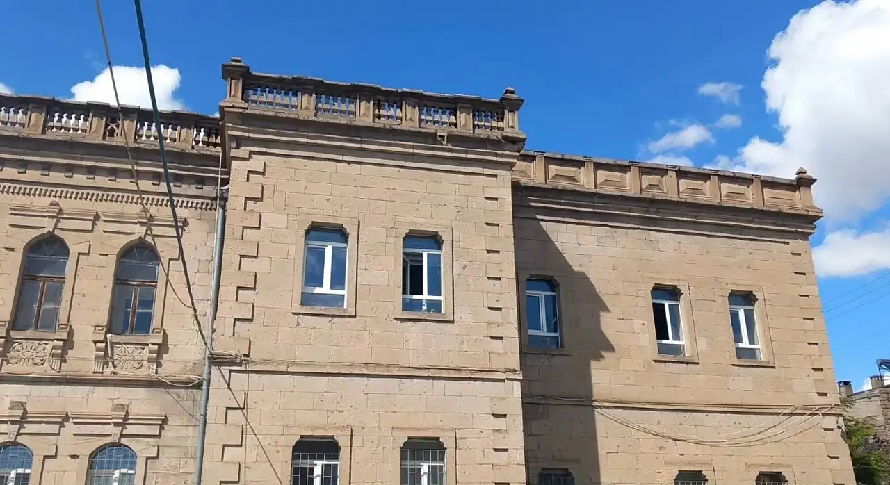Develi'de tarihi okul için düğmeye basıldı! O binada neler olacak?