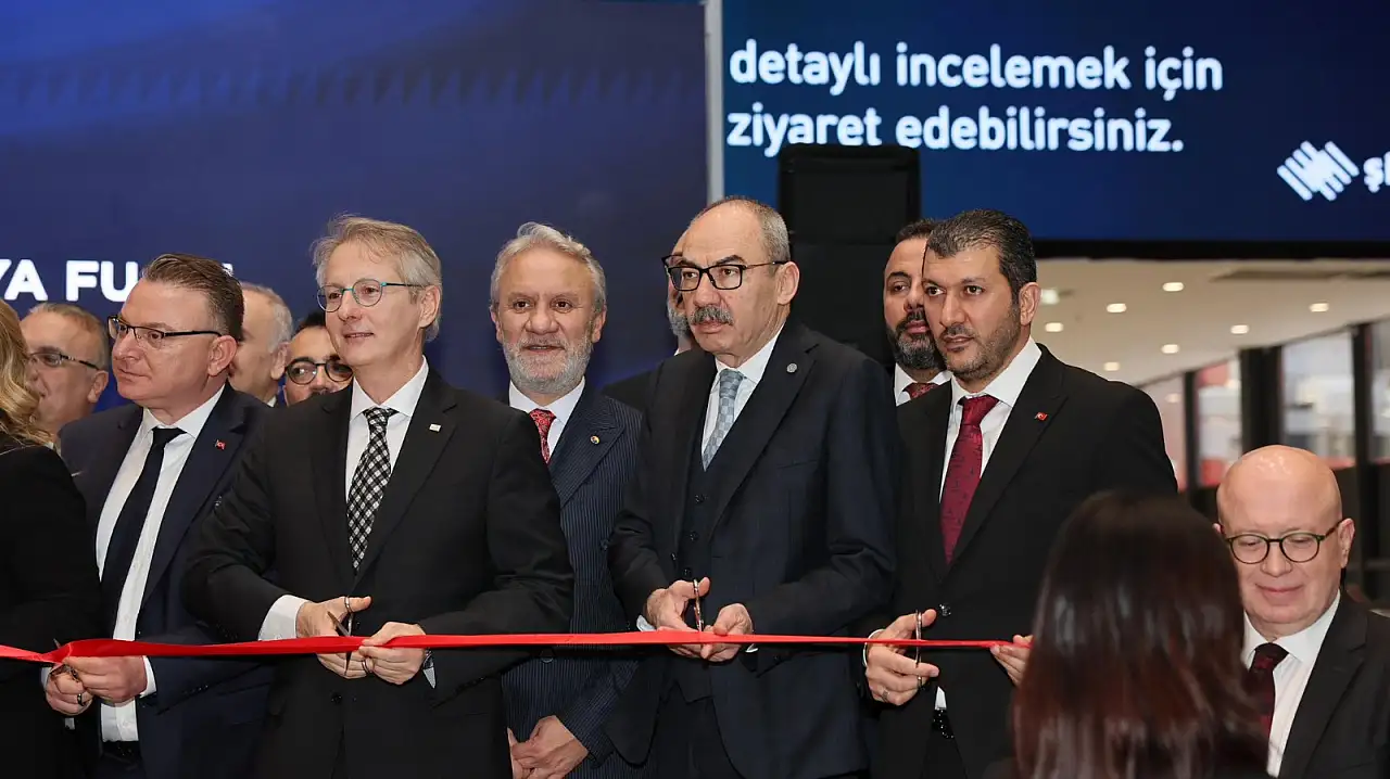 KTO, İstanbul'da düzenlenen mobilya fuarında Kayseri firmalarını yalnız bırakmadı