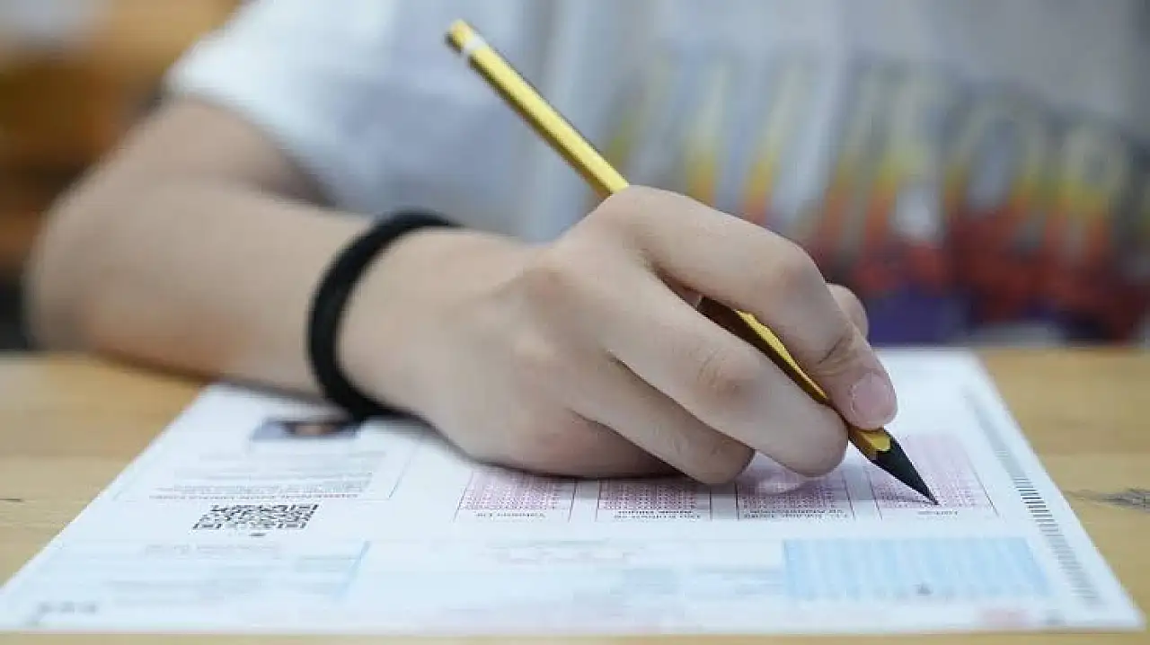 Yeşilhisar'da eğitim için kritik toplantı: sınav sonuçları değerlendirildi