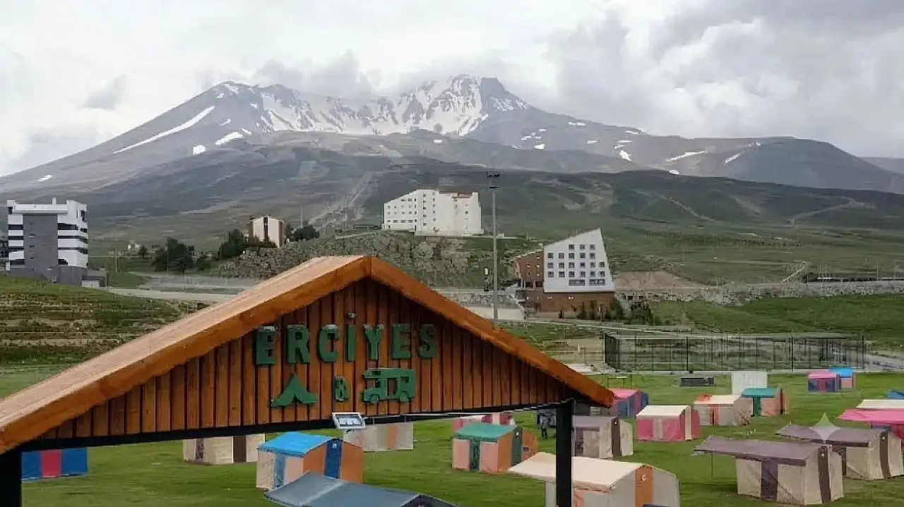 Kayseri'de çadırını alan buraya koşuyor: Çevre illerden de talep çok!