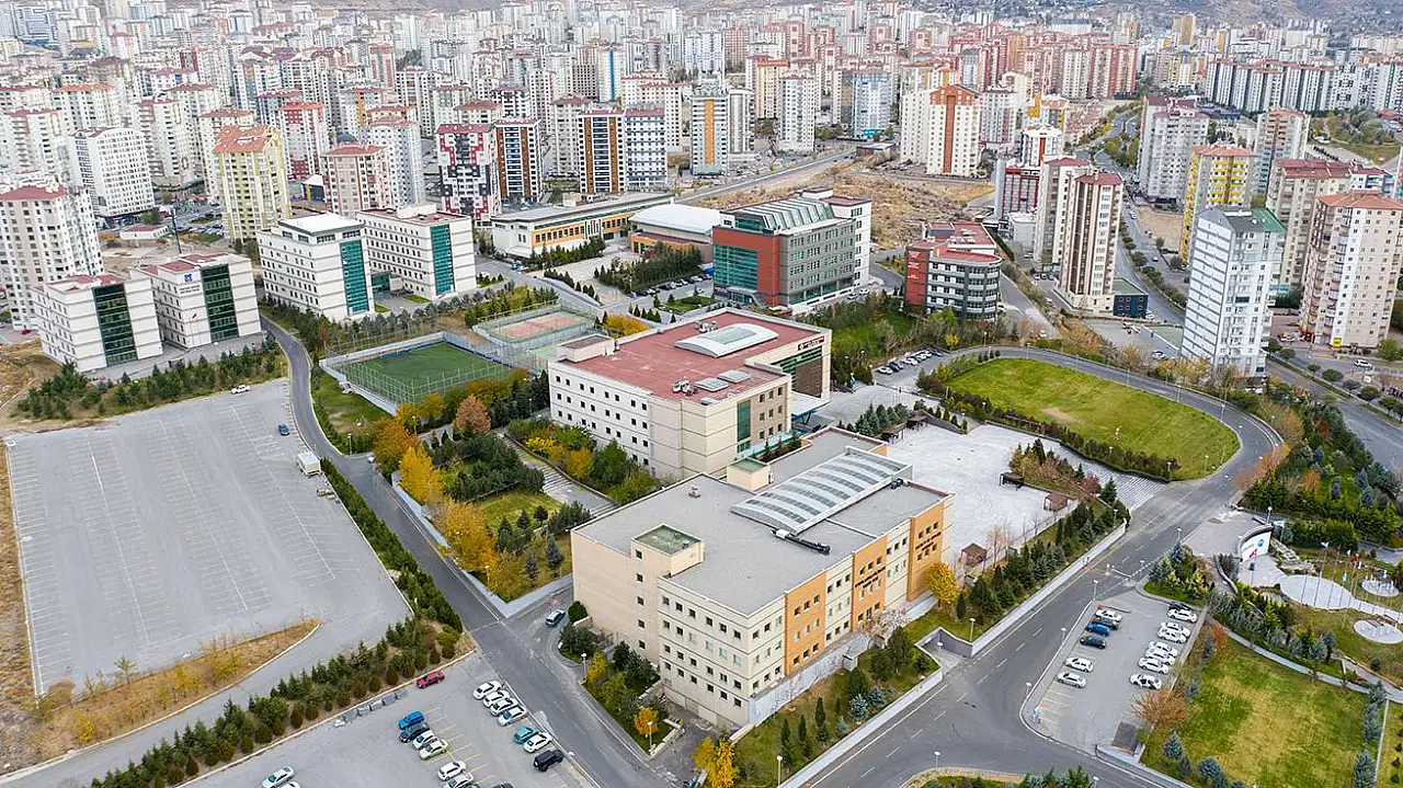 Kayseri Üniversitesi iki kampüs için ihaleye çıkıyor: Yeni kantin de yapılacak!