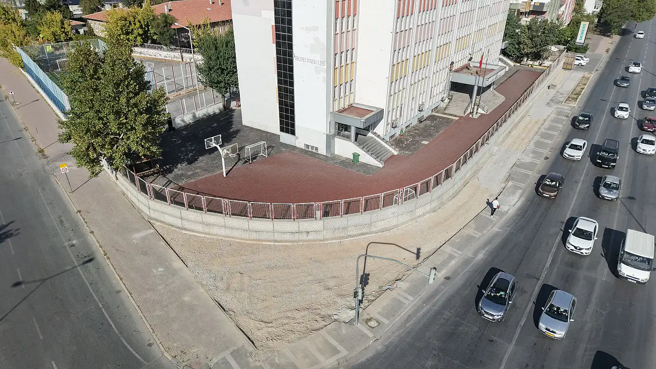 Kartal Katlı Kavşağı'nda çalışmalar başladı: Vatandaşlara trafik uyarısı!