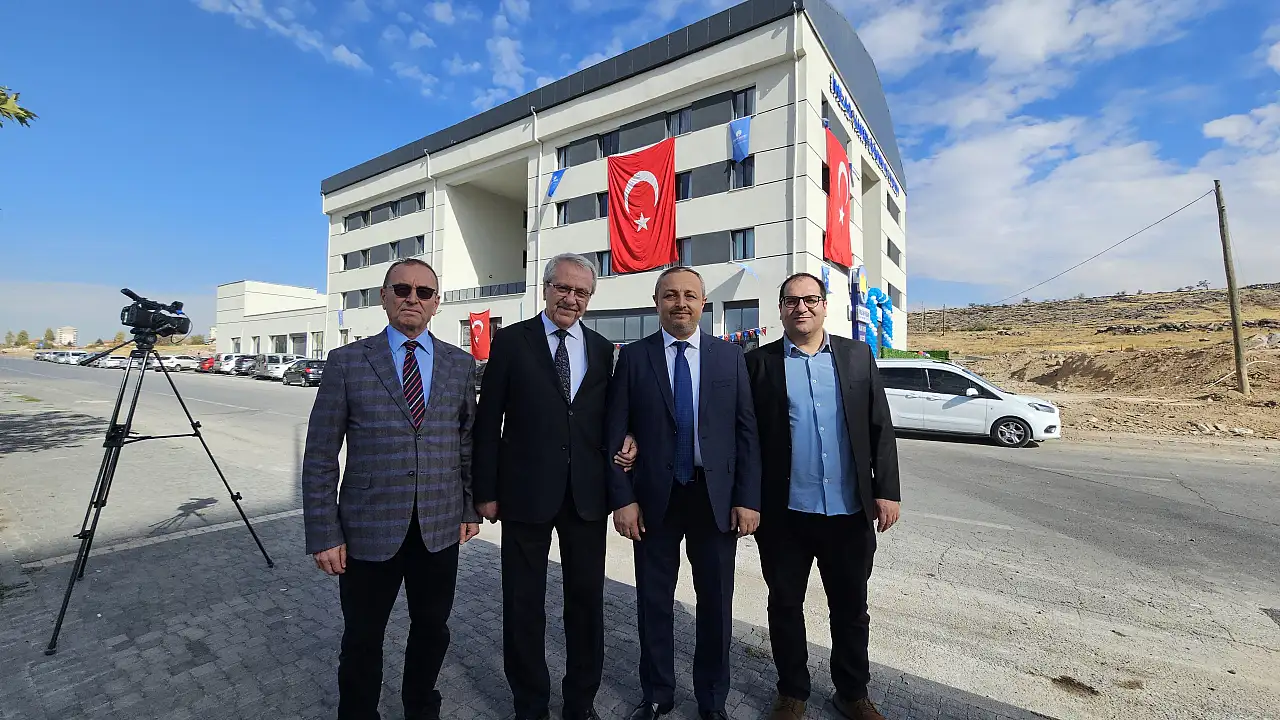 Kayseri'ye yeni eğitim yuvası: İhlas Vakfı Yurdu hizmete açıldı