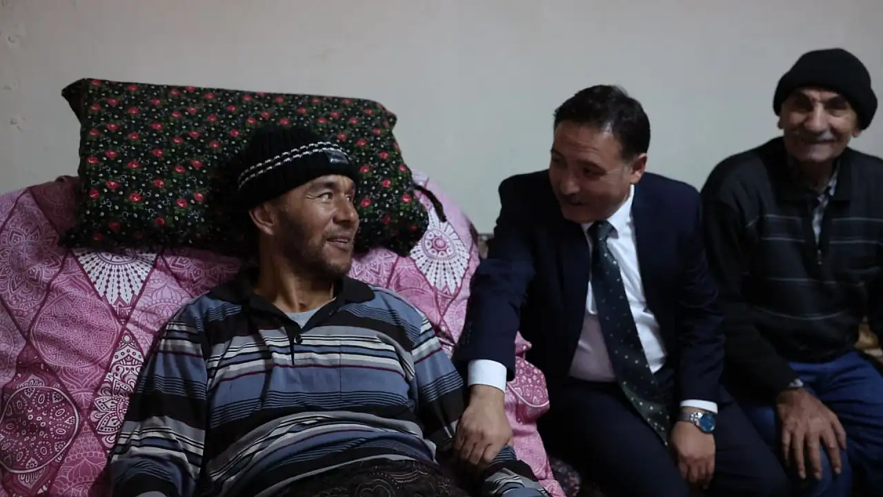 Kayseri'de kapılar ansızın çalındı: 3 kardeşin talebi anında gerçek oldu!