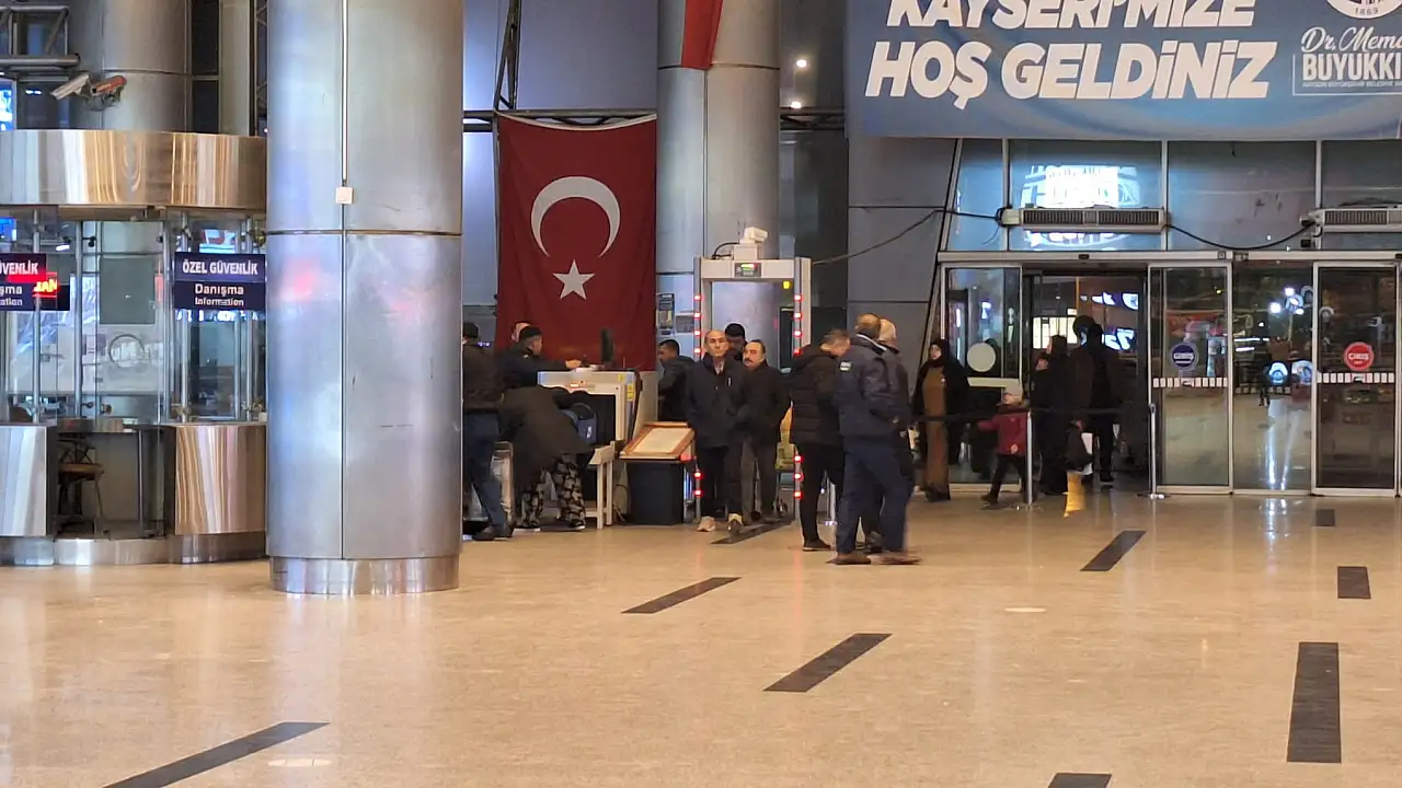 Kayseri otogarında yeni dönem! Valizler tek tek incelenmeye başladı