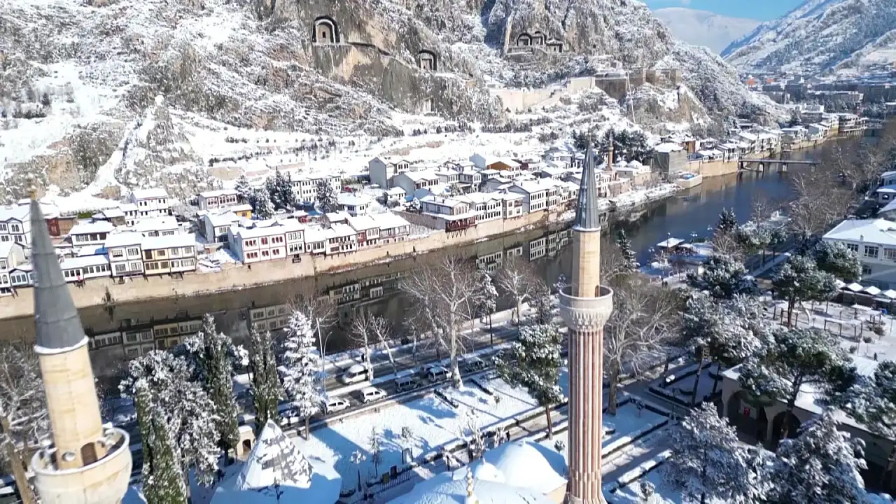 O ilimizde kartpostallık görüntüler ortaya çıktı!