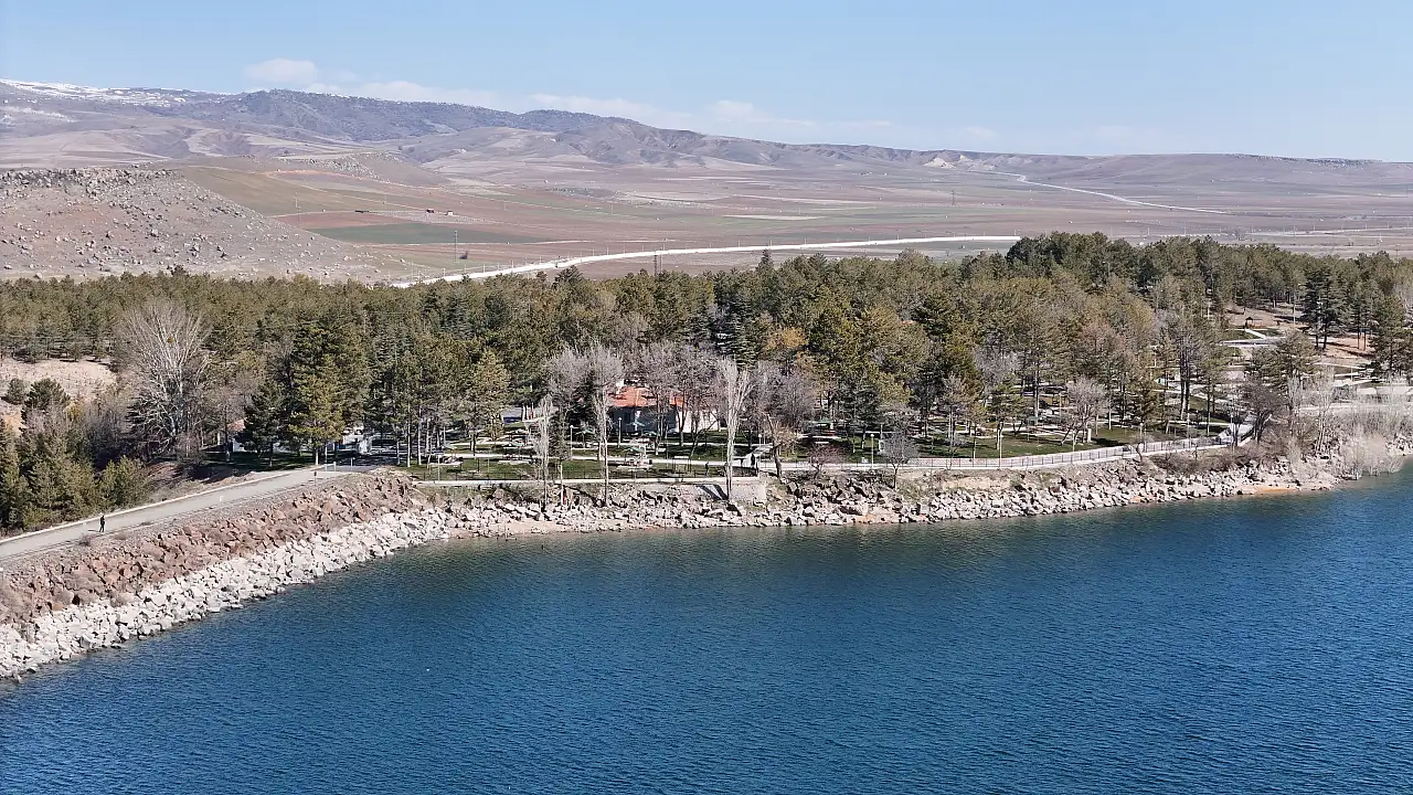 Kayseri'nin yenilenen yüzü bayramda misafirlerini bekliyor