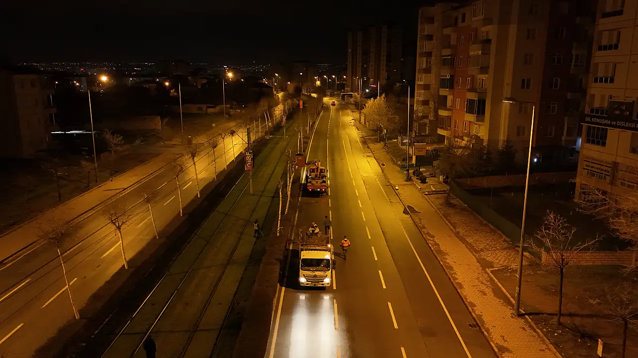 Kayseri'de gece-gündüz demeden çalışmalar sürüyor!