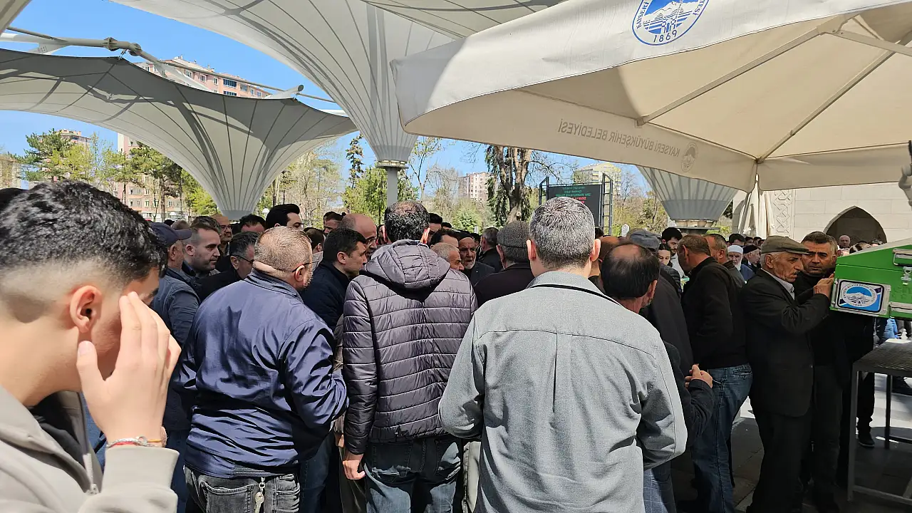 Kayseri'de silahlı saldırıda yaşamını yitirmişti son yolculuğuna uğurlandı!