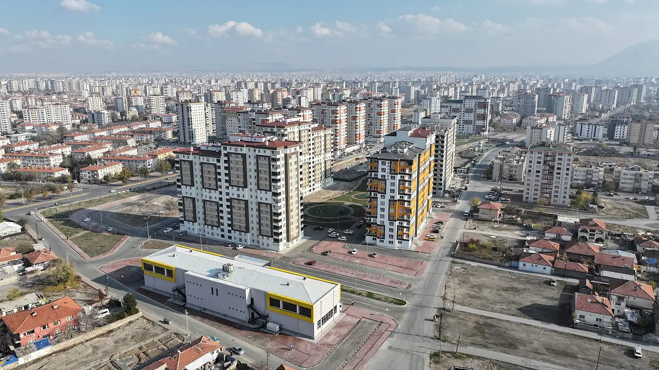 Kocasinan'da dev sosyal tesis kapılarını açtı