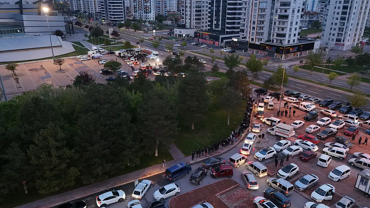 Kayseri'de sabahın ilk ışıklarıyla başladı… 750 üreticiye dikkat çeken destek!