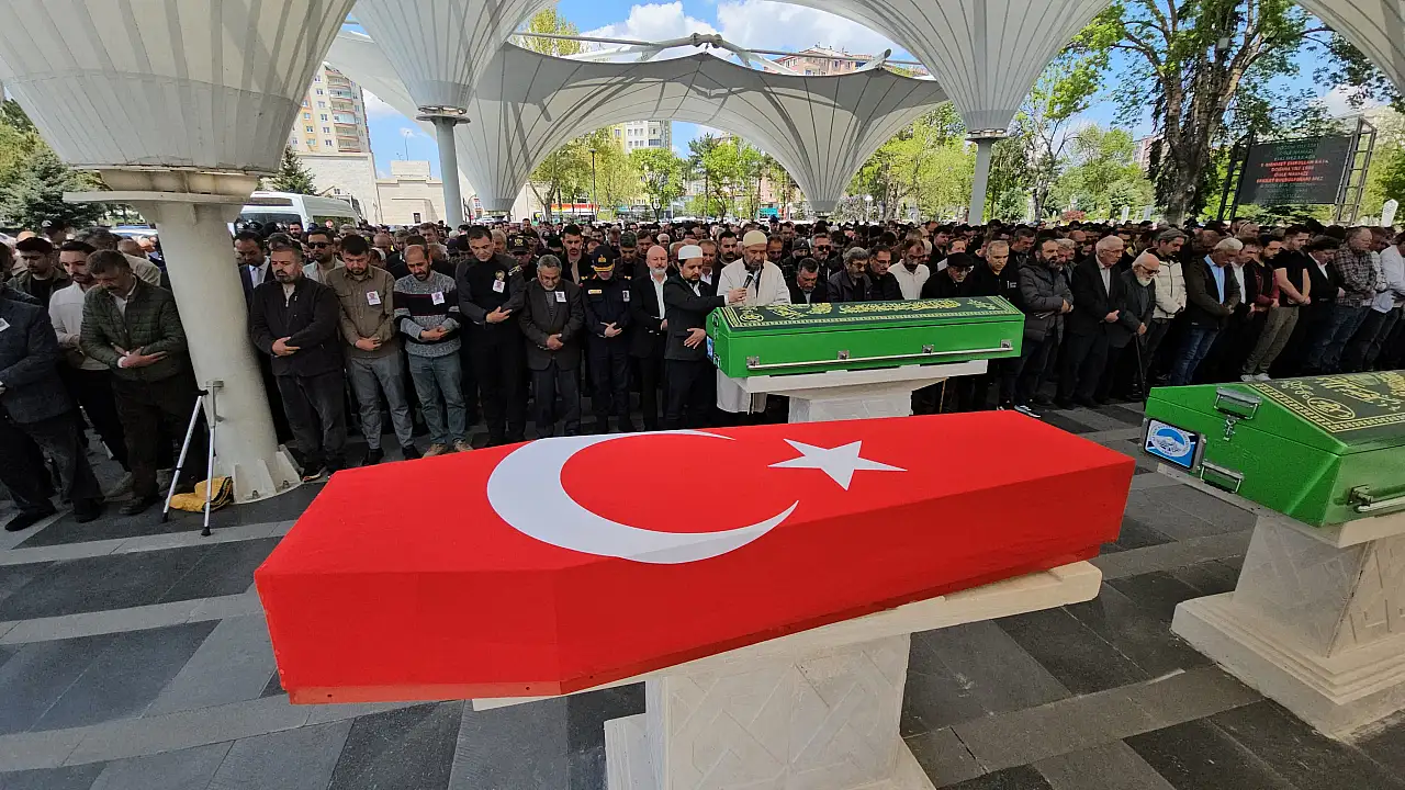 Gazi polis Kaya, Kayseri'de son yolculuğuna uğurlandı
